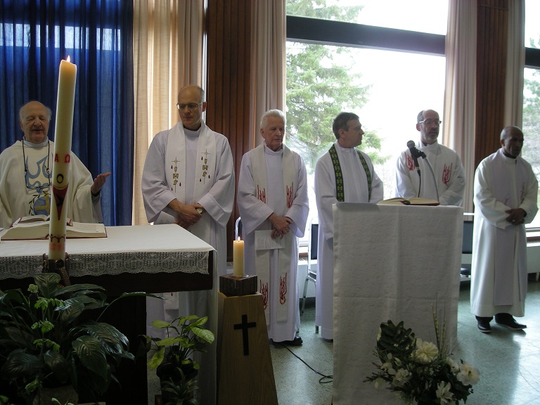 29 Ronald Perron sj,John Meehan sj, Nil Guillemette sj, Pierre Bélanger sj, Pierre Bisson sj, Boniface Mbouzao sj