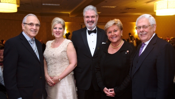 Marianne Matichuk, mairesse de Sudbury et la sénatrice Marie-Paule Poulin